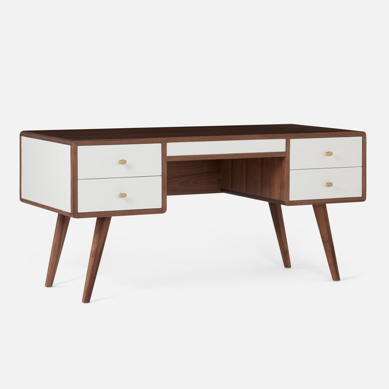 Delmira Desk