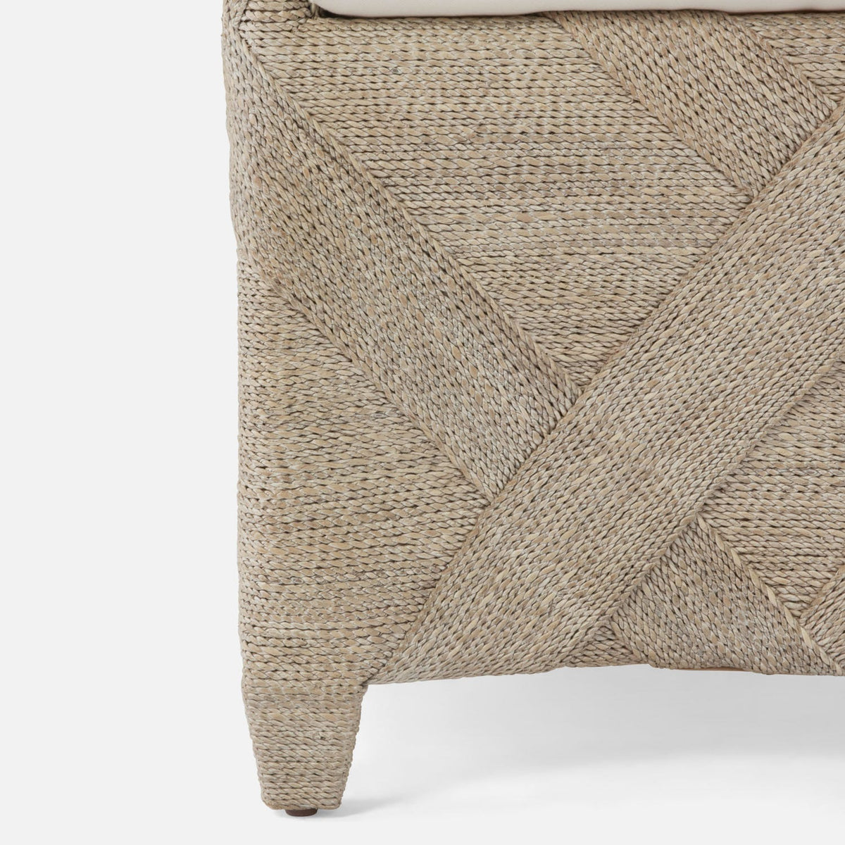 Jayceon Chair